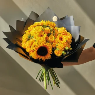 Hello Sunshine vibrant Sunshine Bouquet